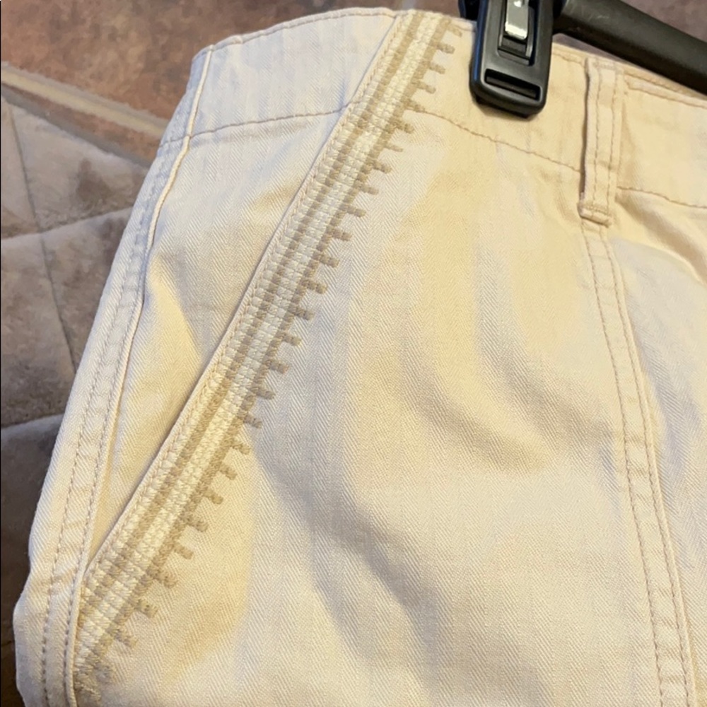 NWT Womens Ana sz 14 high-rise shorts Creme Brûlée - Picture 9 of 10